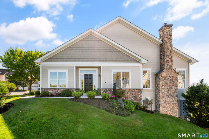 Property Photo:  15 Briar Ridge Drive 15  CT 06801 