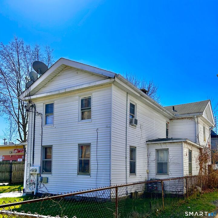 Property Photo:  170 Elizabeth Street  CT 06418 