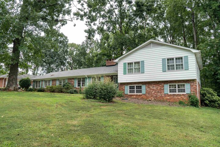 Property Photo:  692 Perrin Drive  SC 29307 