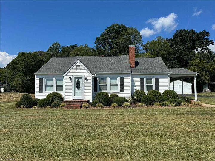 Property Photo:  2709 Murray Road  NC 28676 