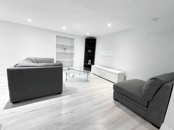 Property Photo:  35 Ashland Crescent Bsmt  ON L3P 3Z9 
