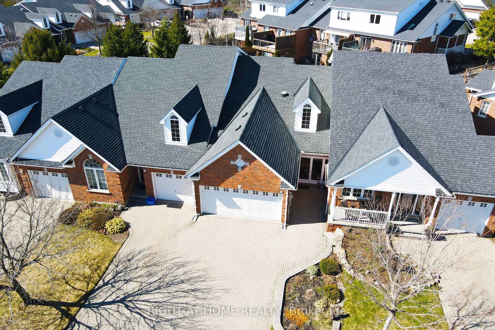 Property Photo:  174 Riverwalk Place  ON N0B 2K0 
