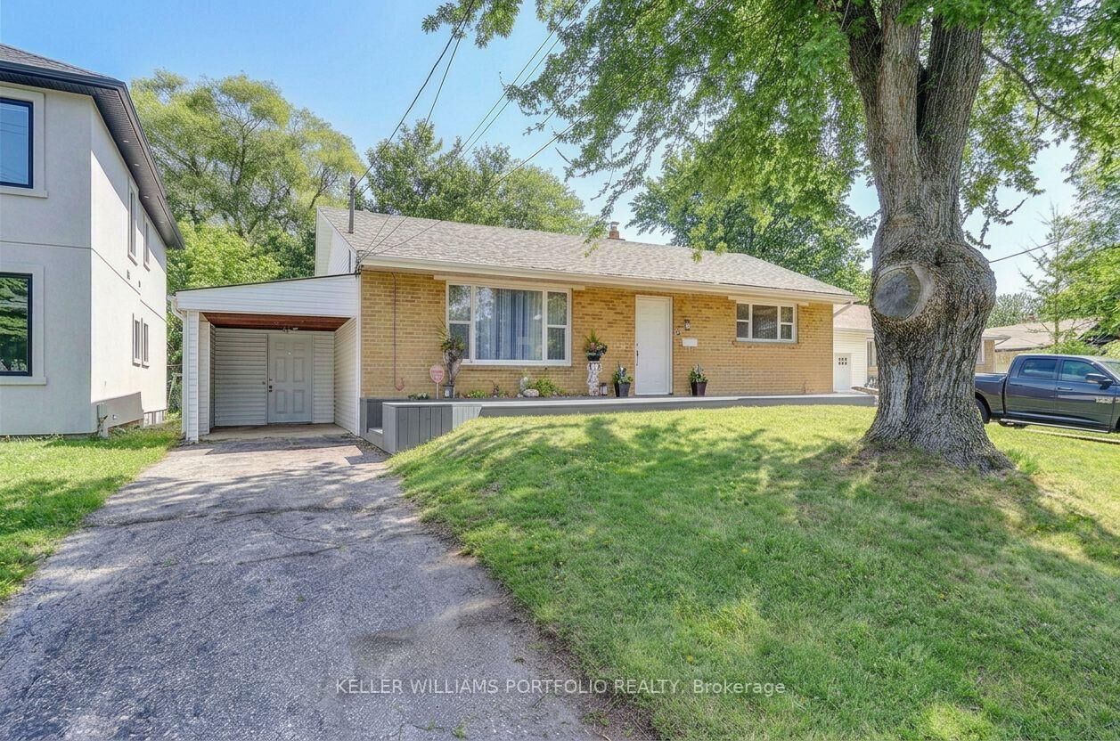 Property Photo:  5 Bellefontaine Street  ON M1S 1J6 