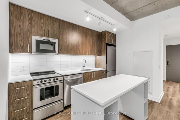 Property Photo:  115 Larchmount Avenue 307  ON M4M 2Y6 