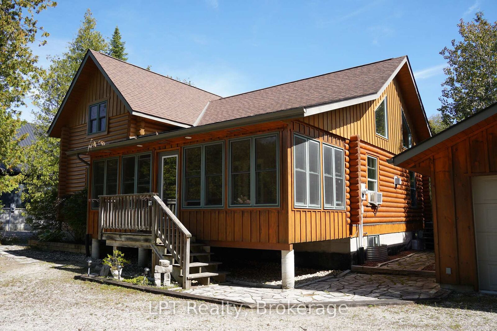 Property Photo:  47 Shamrock Boulevard  ON N0H 2T0 