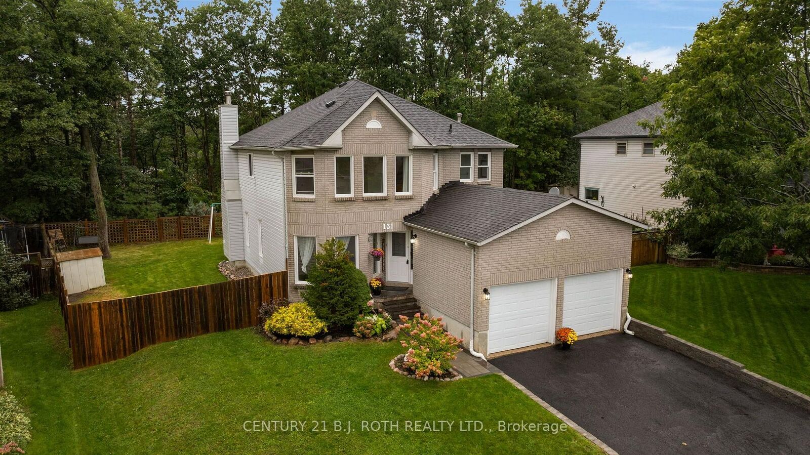 Property Photo:  131 Browning Trail  ON L4N 6R2 