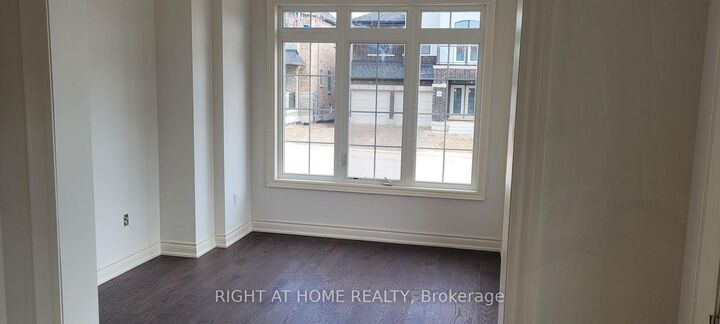 Property Photo:  184 Granite Ridge Trail  ON L8B 1Z1 