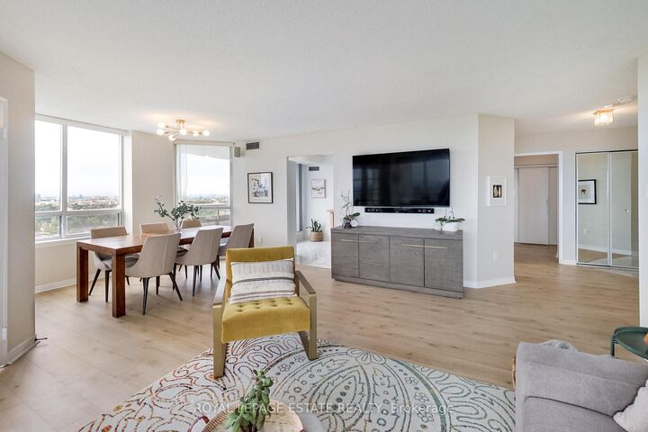 Property Photo:  1 Greystone Walk Drive 1989  ON M1K 5J3 