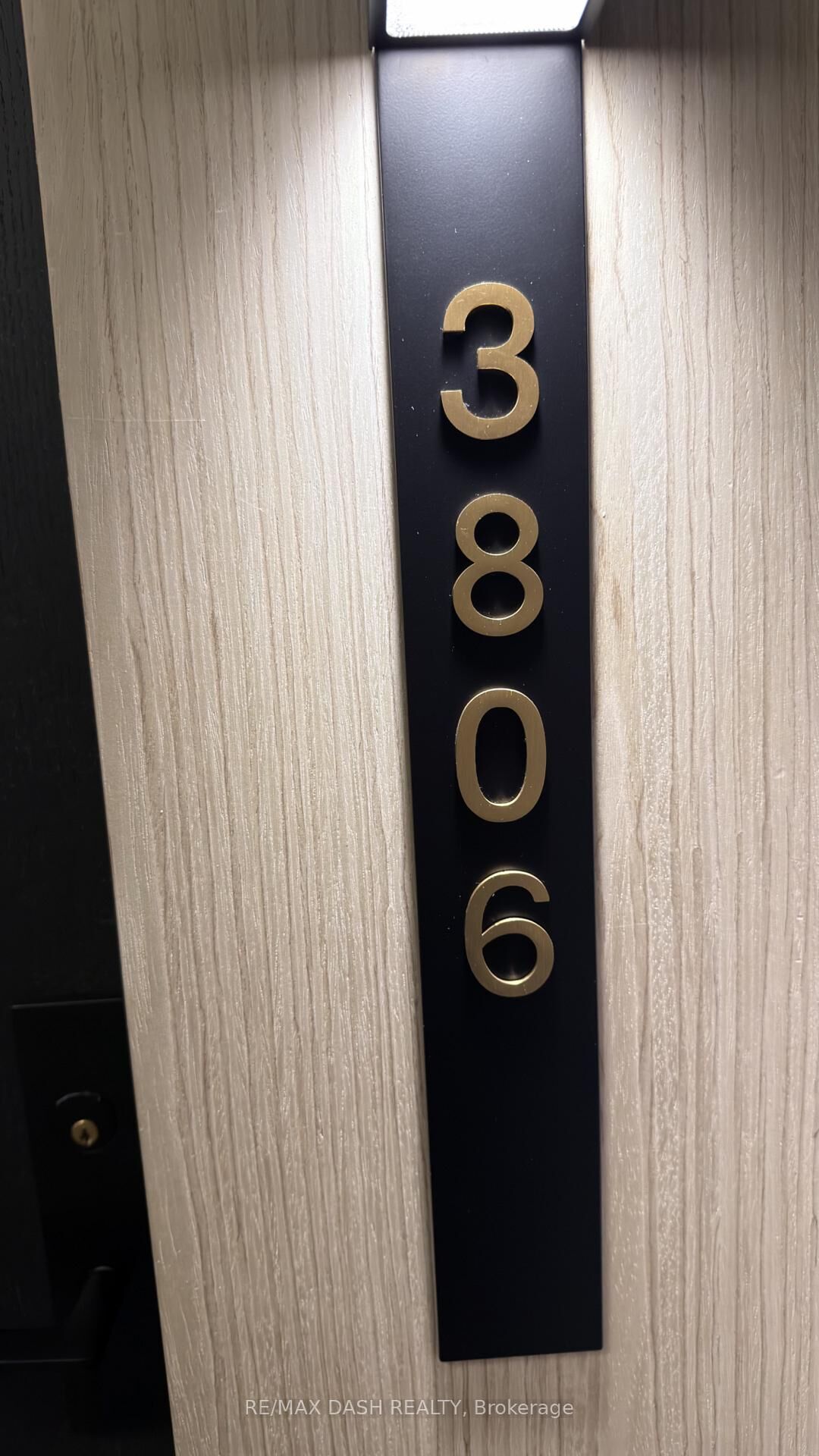Property Photo:  20 Soudan Avenue 3806  ON M4S 0E2 