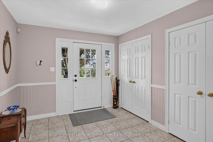 Property Photo:  1544 Glenforest Crescent  ON K9K 2J1 
