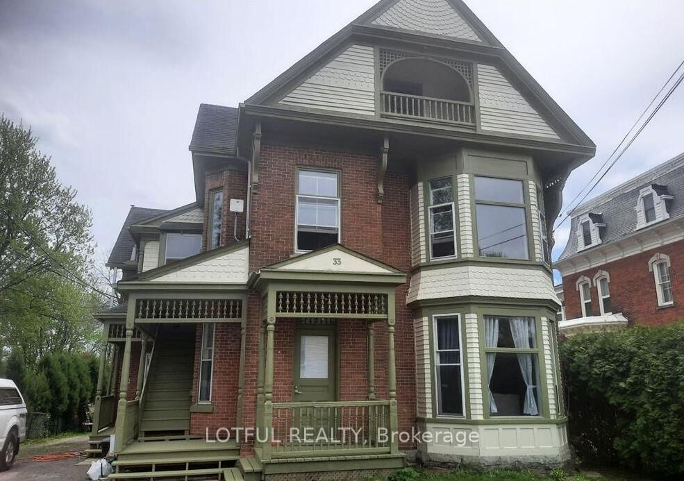 Property Photo: 33 Lakeshore Drive 4 ON K0C 1X0