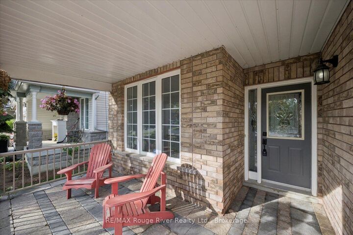 Property Photo:  82 Darius Harns Drive  ON L1M 2G2 