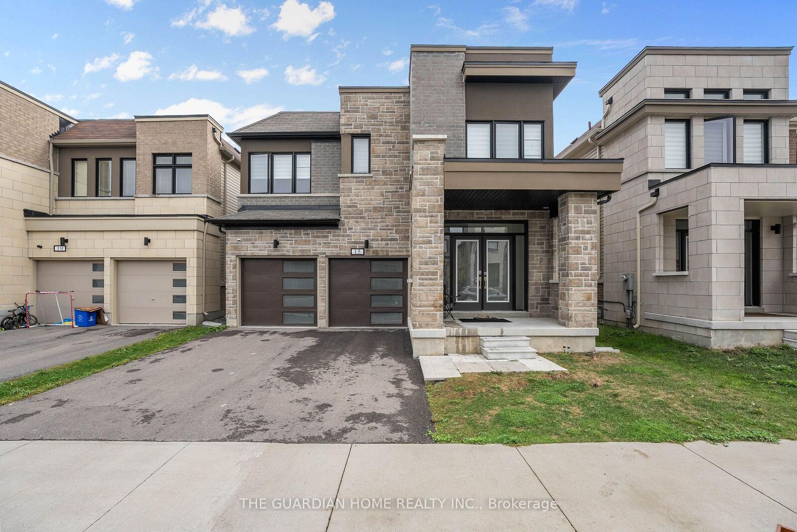 Property Photo:  15 Clipper Lane Bsmt  ON L1C 4B1 