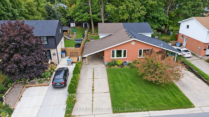 Property Photo:  196 Southfield Drive  ON N7G 3V4 