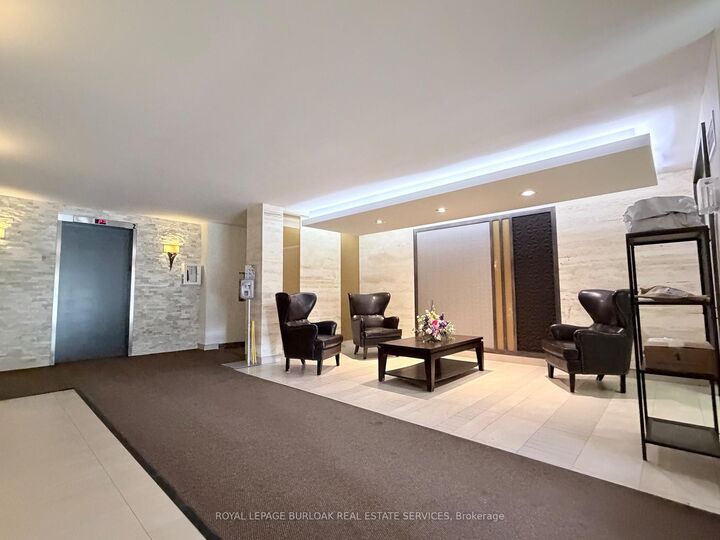Property Photo:  1415 Ghent Avenue 705  ON L7S 1X4 