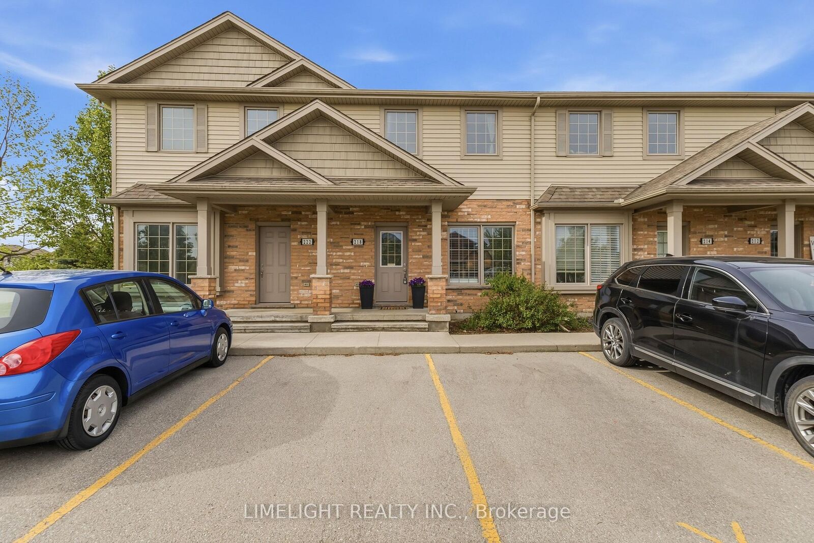 Property Photo:  3320 Meadowgate Boulevard 218  ON N6M 0A7 