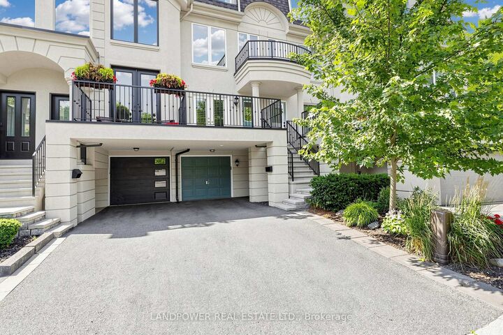 Property Photo:  13 David Dunlap Circle  ON M3C 4B9 