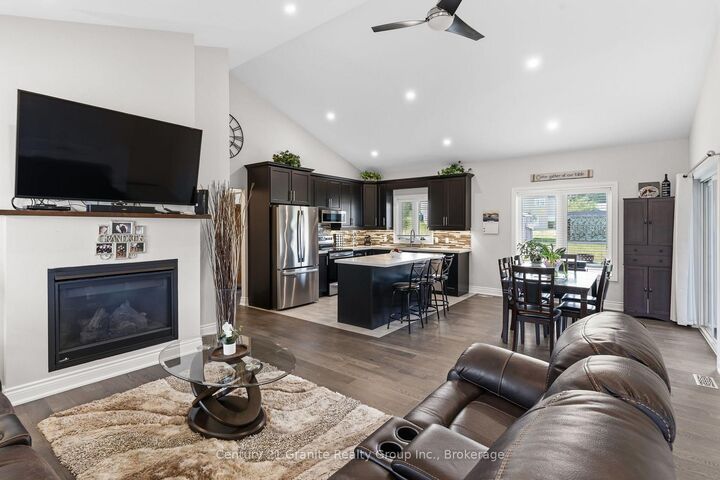 Property Photo:  39 Windover Drive  ON K0M 2K0 