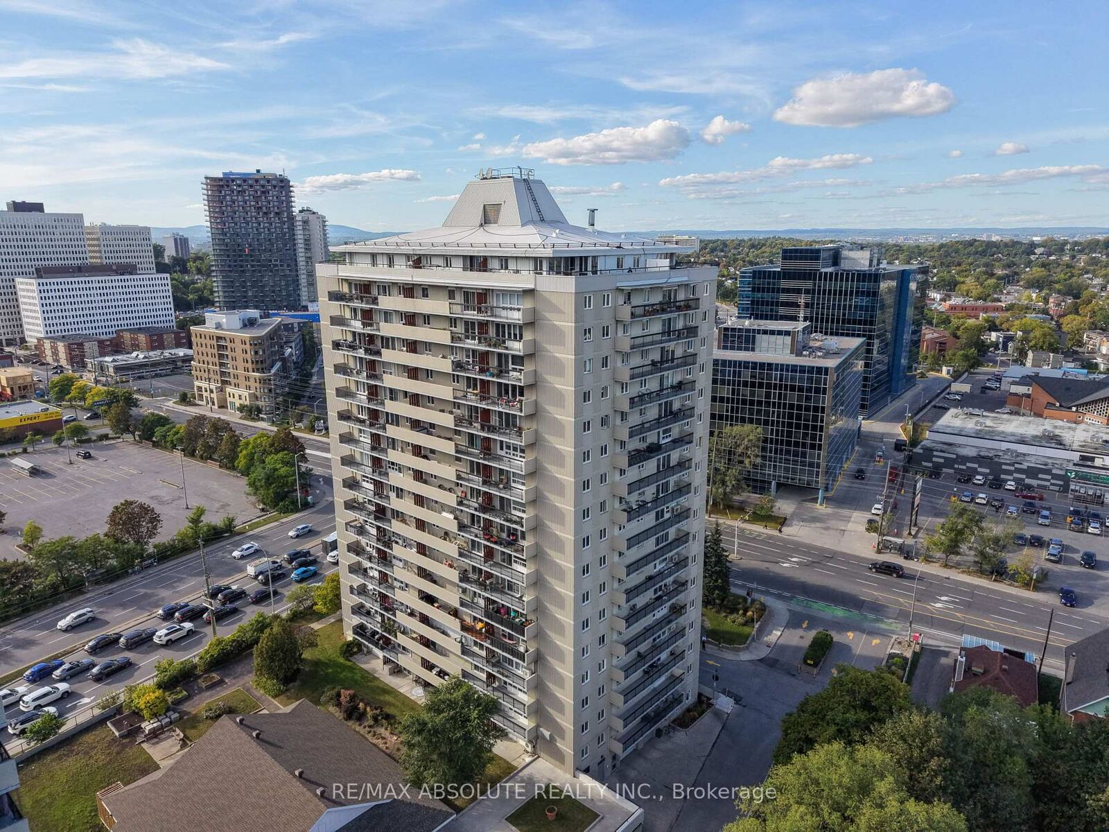 Property Photo:  158 A McArthur Ave Avenue 510  ON K1L 7E7 