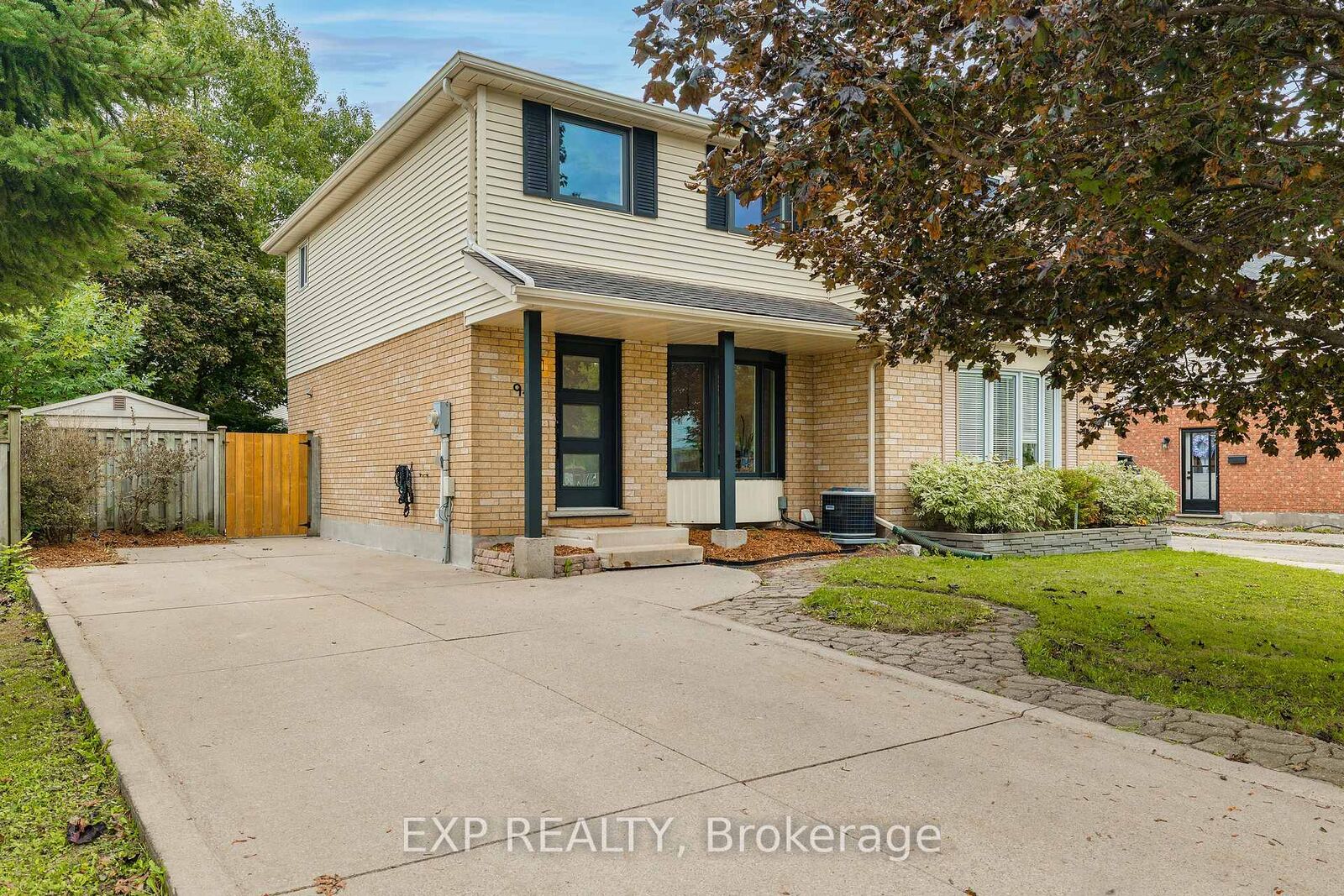 Property Photo: 949 Elgin Street N ON N1R 8C6