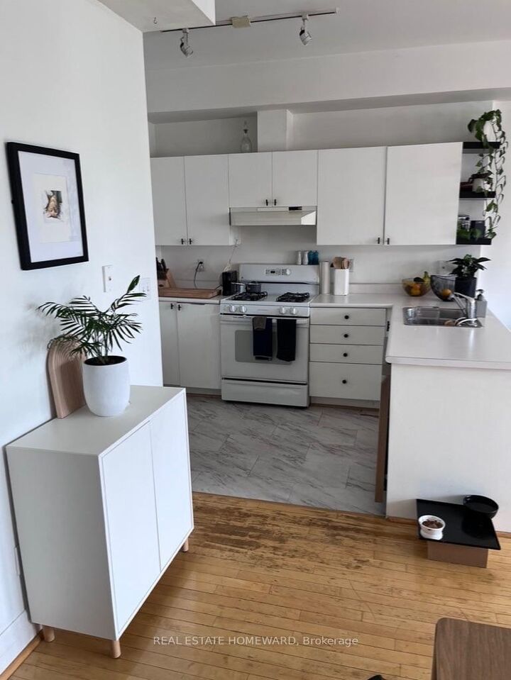Property Photo:  500 Richmond Street W Ph26  ON M5V 3N4 