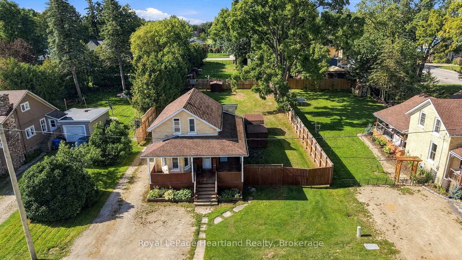 Property Photo:  8 Clarke Street S  ON N0G 1M0 