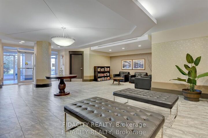 Property Photo:  310 Central Park Drive 8A  ON K2C 4G4 