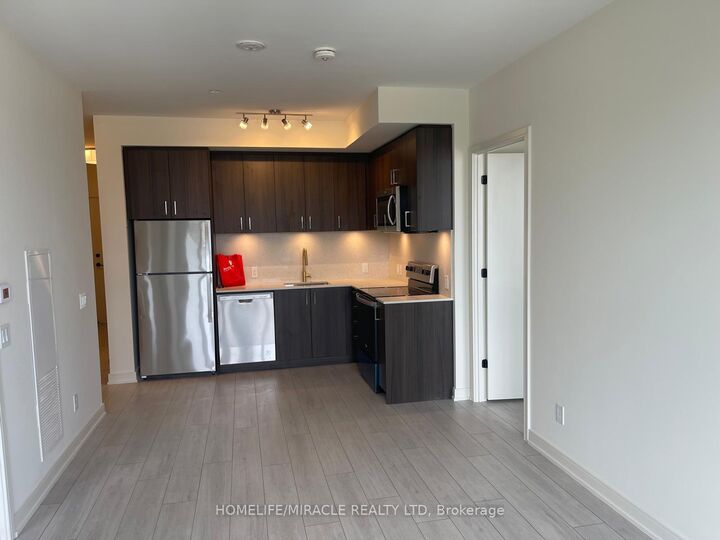 Property Photo:  8010 Derry Road 301  ON L9T 3L3 