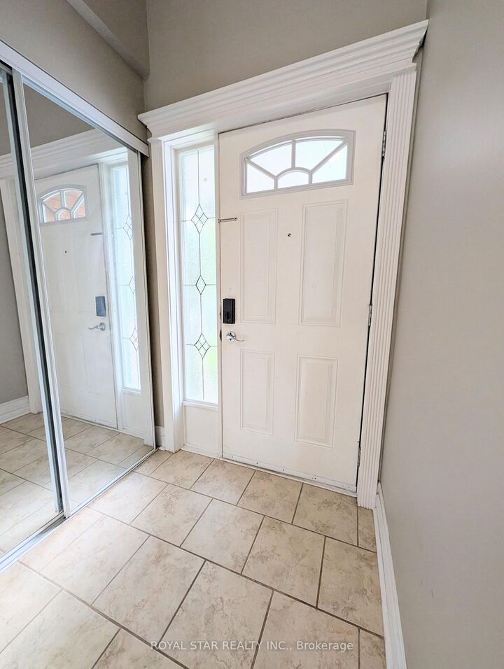 Property Photo:  4 Alfa Street  ON K2J 3S5 