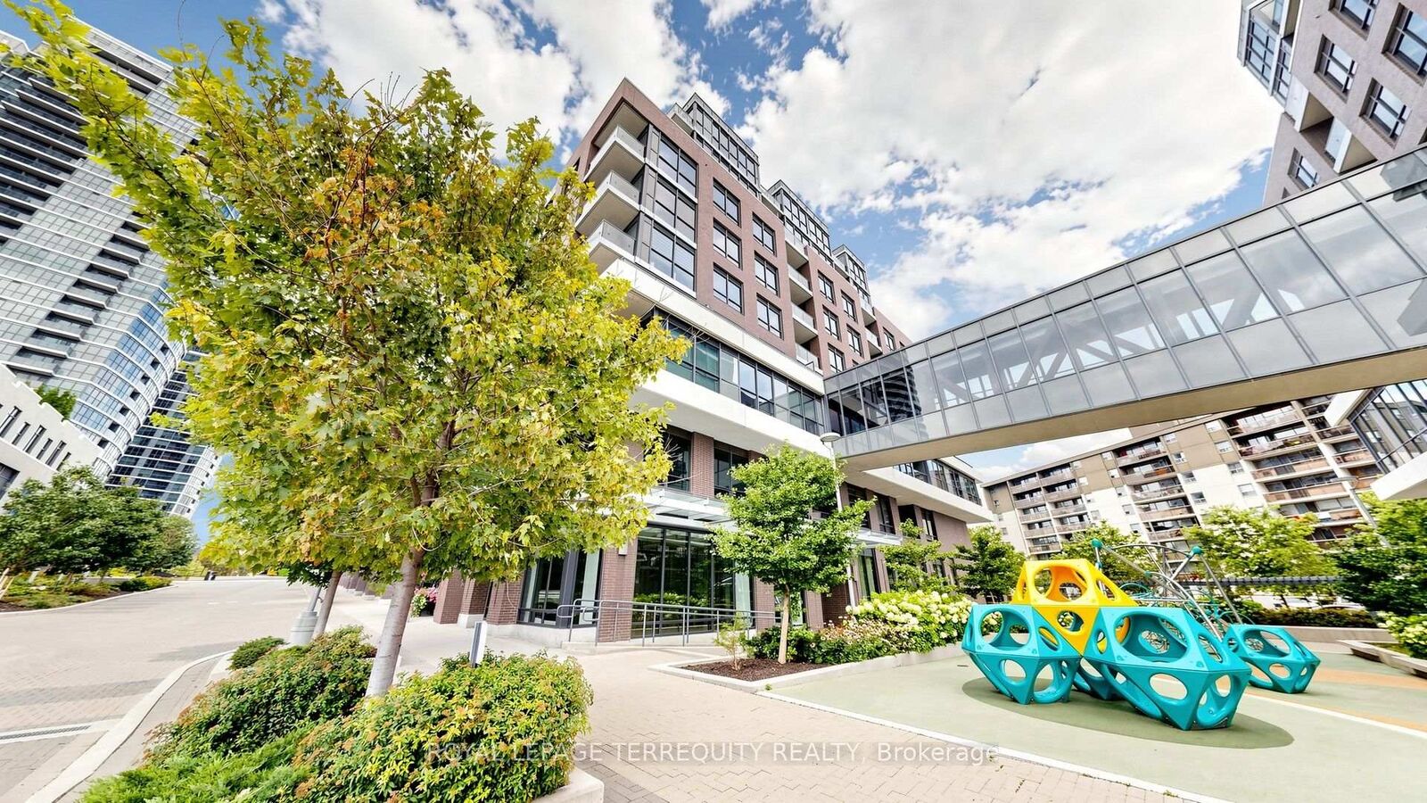 Property Photo:  30 Gibbs Road 1410  ON M9B 0E4 