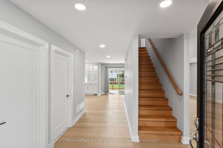 Property Photo:  124 Cromwell Street  ON K0L 1L0 