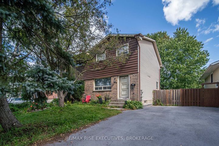 Property Photo: 668 Truedell Road ON K7M 6T2
