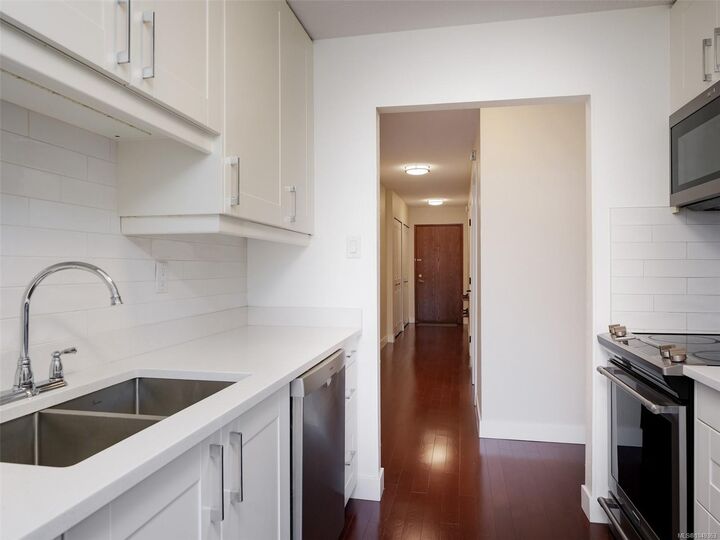Property Photo:  1545 Pandora Ave #206  BC V8R 6R1 