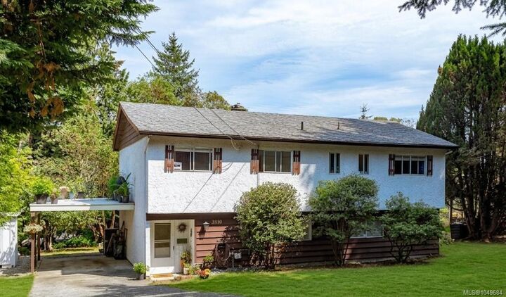 Property Photo:  3330 Ravenwood Rd  BC V9C 2X4 