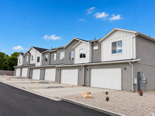 Property Photo: 1198 S Village Ln A4 UT 84701