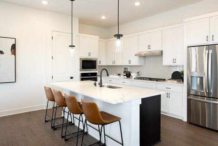 Property Photo: 1300 Rambling Rose Road TX 78745