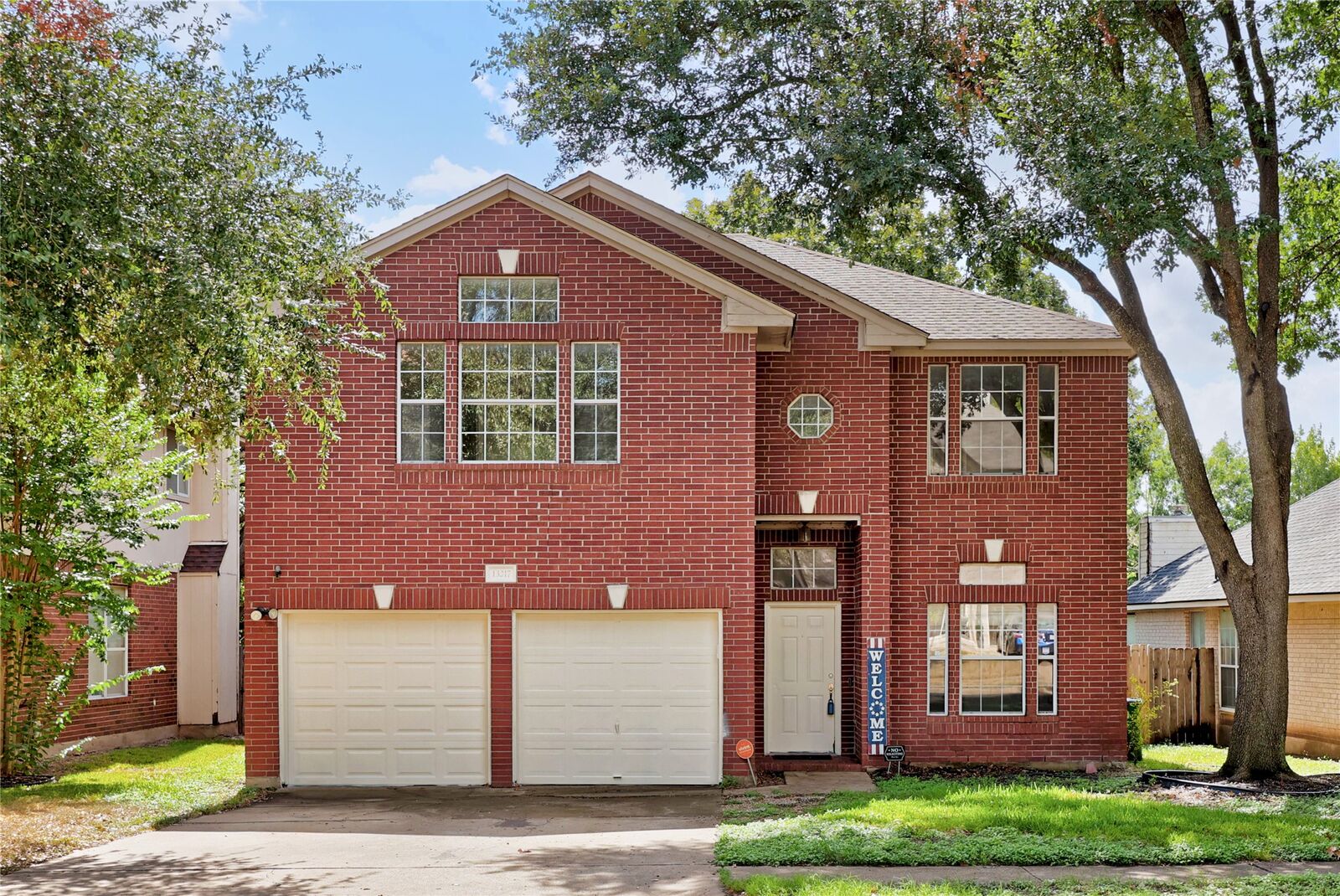 Property Photo: 13217 Rochester Lane TX 78753