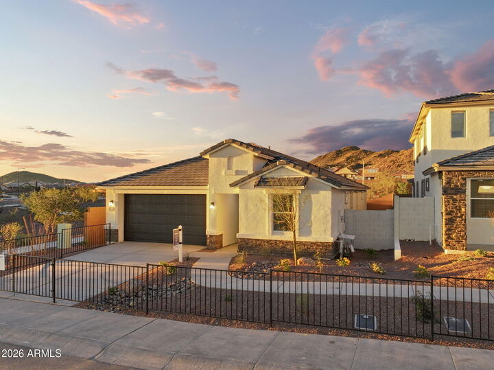 Property Photo: 6802 W Spur Drive AZ 85383