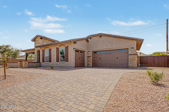 Property Photo: 21025 E Diana Way AZ 85142
