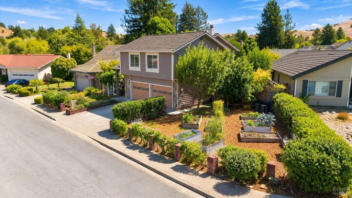 Property Photo:  172 Clearview Court  CA 94952 