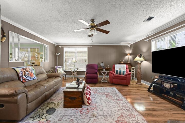 Property Photo:  1169 S Burgess Dr  LA 70815 
