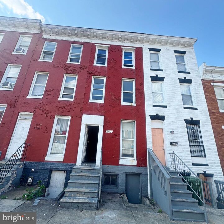 Property Photo:  2125 Hollins Street  MD 21223 