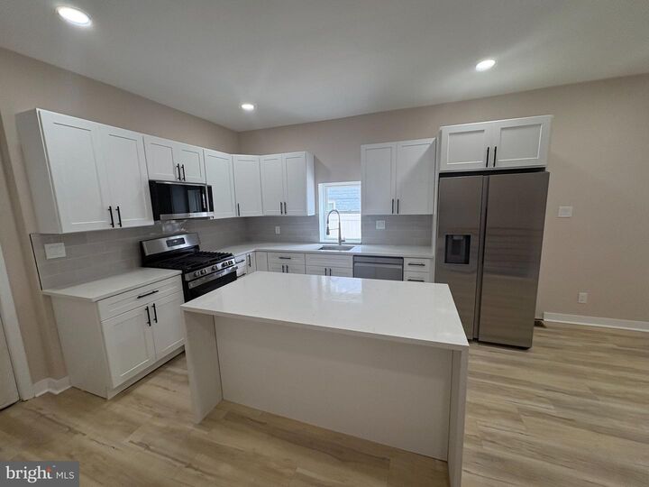 Property Photo:  6026 Keystone Street  PA 19135 
