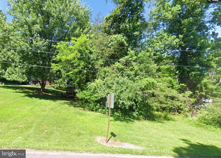 Property Photo:  22 Hemlock Road  PA 17345 