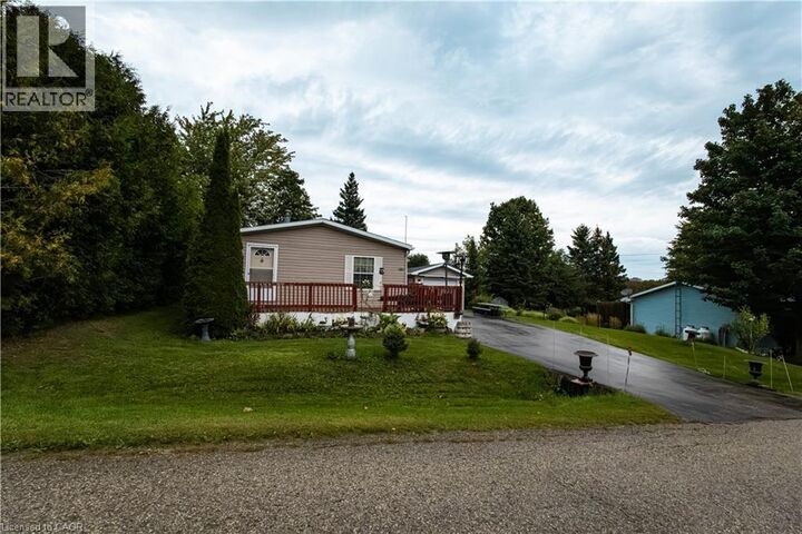 Property Photo:  19 Grand Vista Drive  ON N0G 2L0 