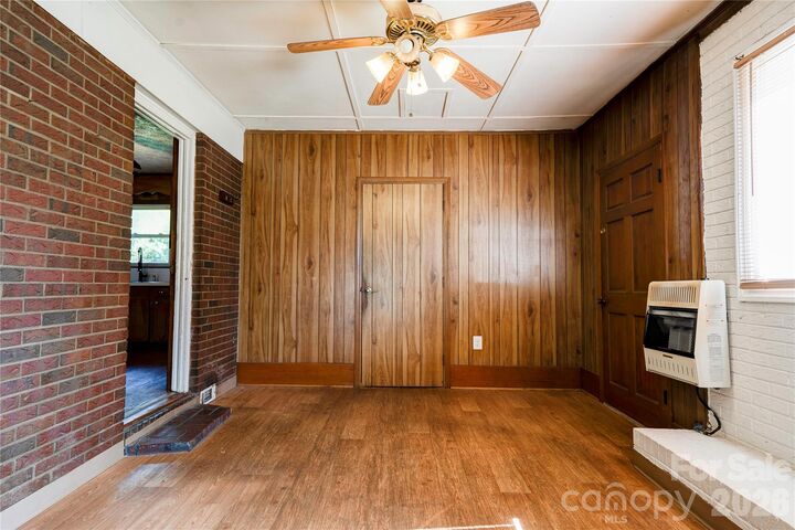 Property Photo:  720 Levi Street  NC 28152 