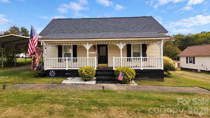 Property Photo: 3481 Roberta Road NC 28027