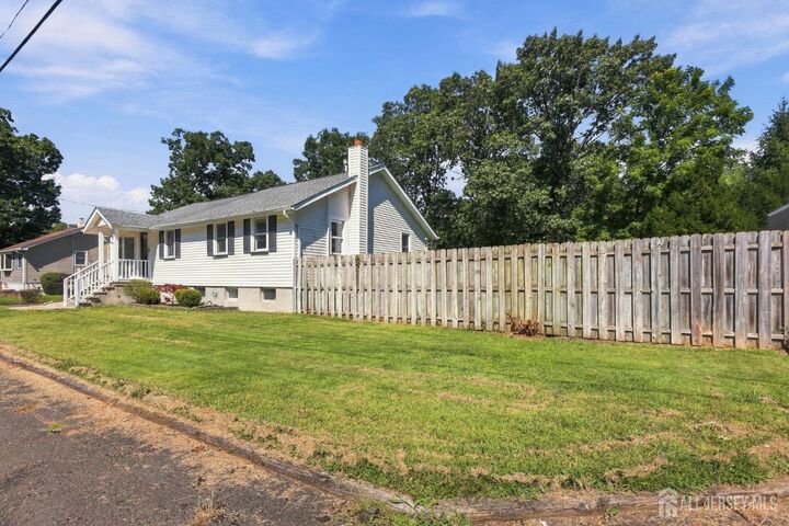 Property Photo:  19 Tyndale Avenue  NJ 08831 