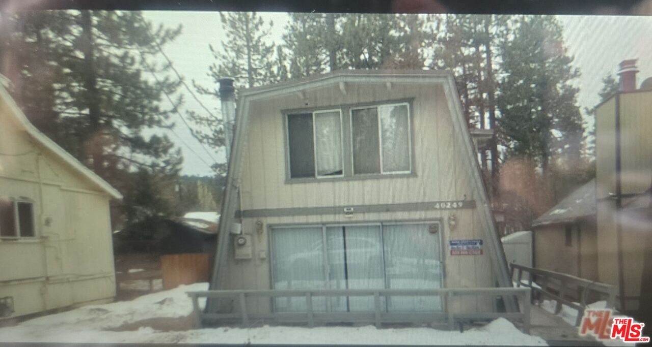 Property Photo: 40249 Esterly Ln CA 92315
