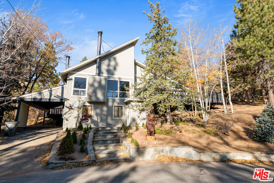 Property Photo:  1011 Colusa Way  CA 92315 
